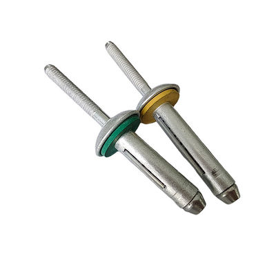 Доступные и водонепроницаемые фонари с простой обработкой по сниженным ценам